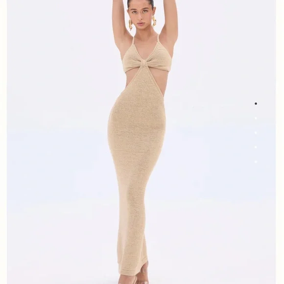 Audrey 3+1 Dresses | Cream Knit Cut-Out Maxi Dress | Color: Cream | Size: S | Leilagaemi's Closet